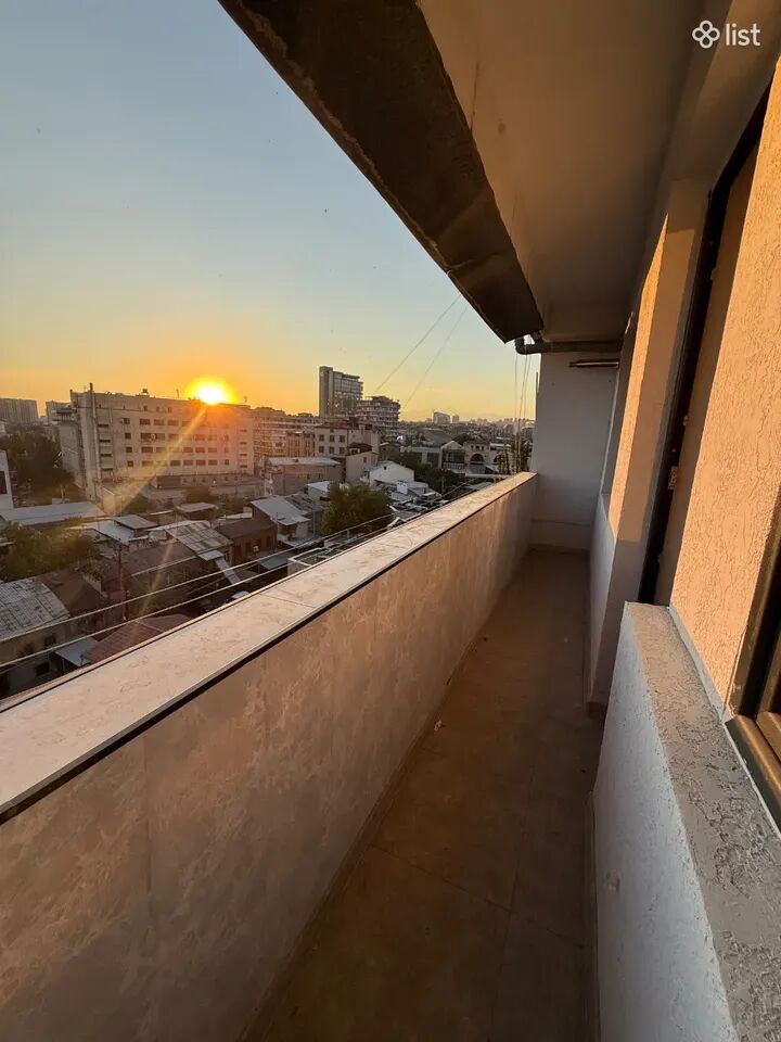 2 room apartment on Zavaryan Street in the center, 40 sq.m., 7/9 floor