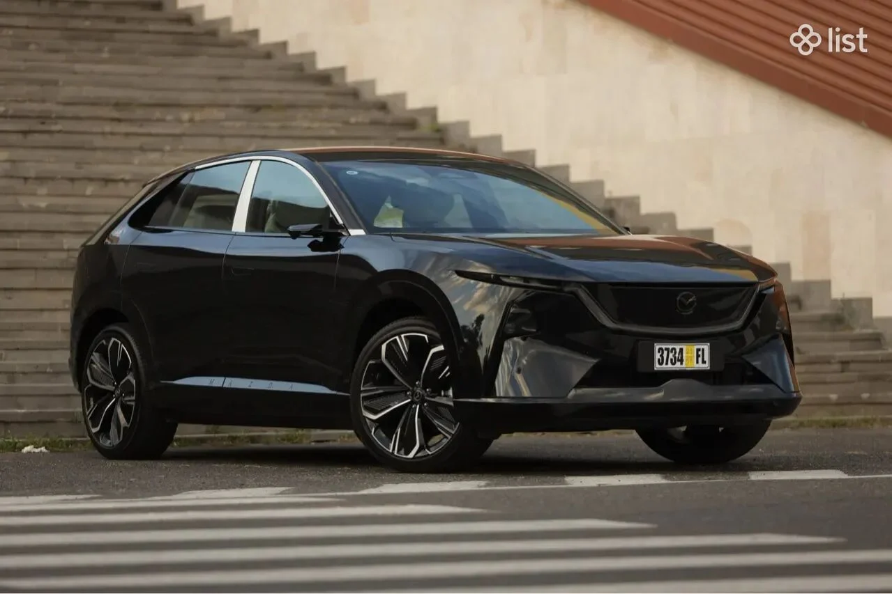 2025 Mazda EZ-60 SUV, 1.5L, hybrid