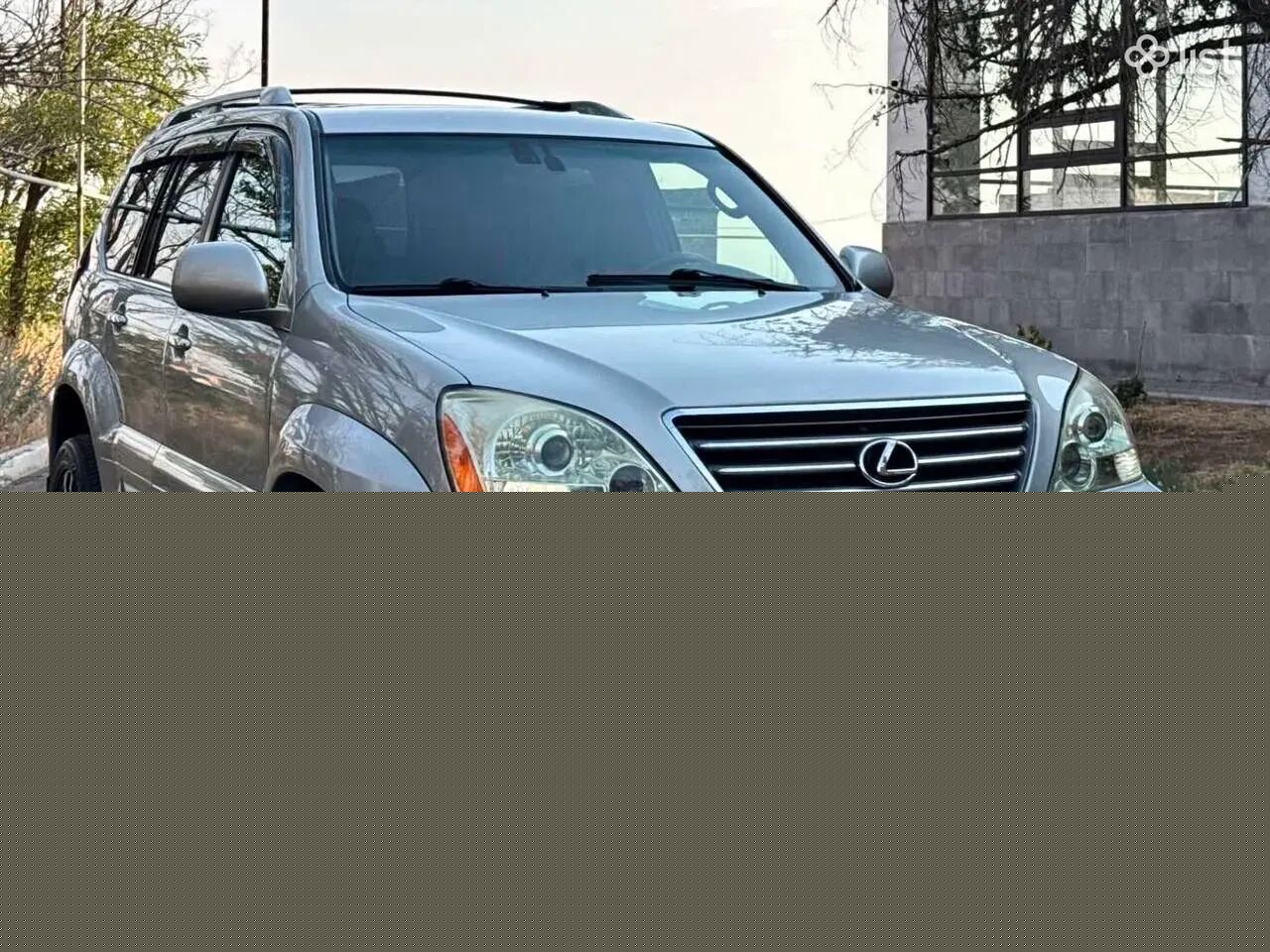 2004 Lexus GX, 4.7L, all wheel drive, gas, silver