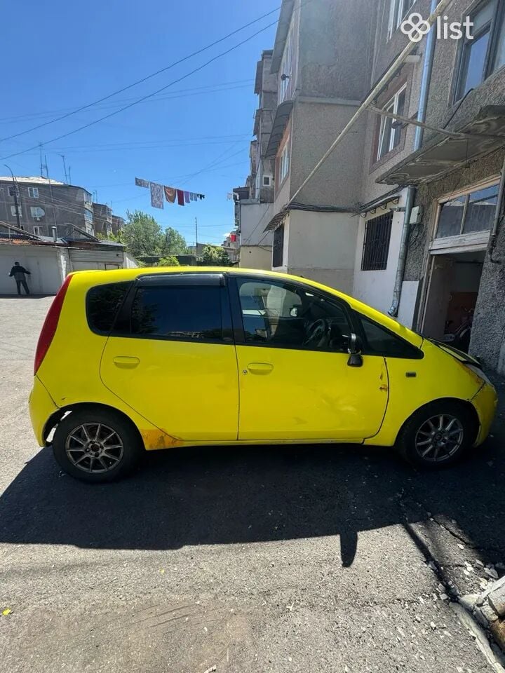 Mitsubishi Colt հետչբեք, 1.3 լ, 2002 թ., գազ