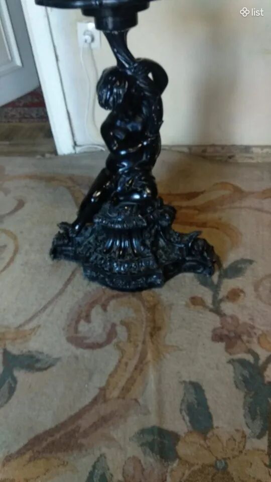 Հին գործ է, պատվանդան