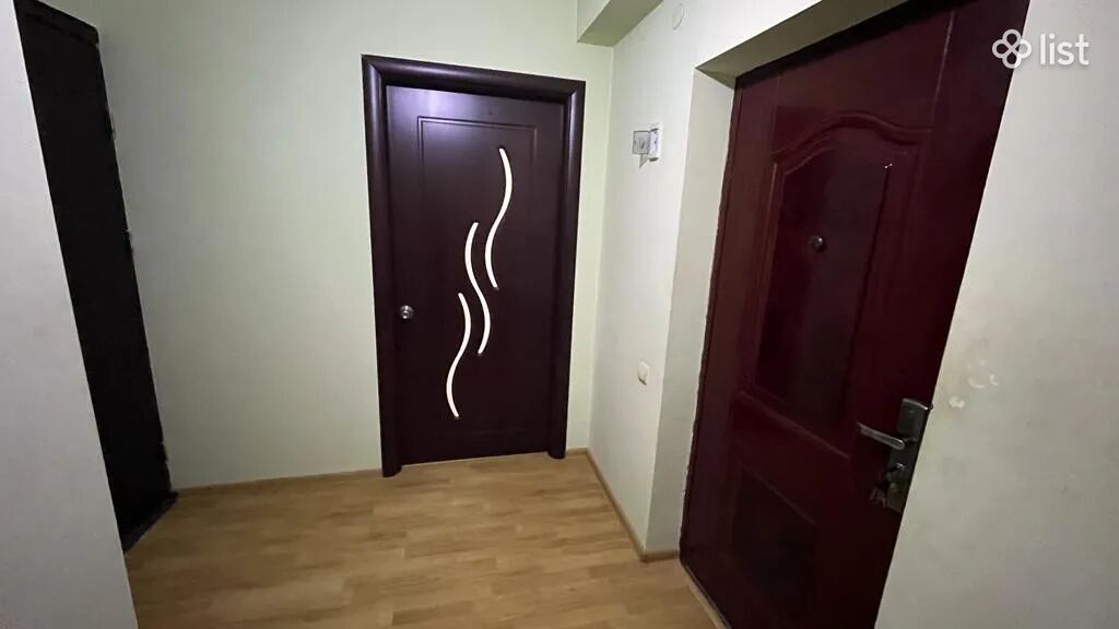 1 սենյականոց բնակարան նորակառույց շենքում Մուշ 2 թաղամասում Գյումրիում, 40 քմ, 2/4 հարկ, քարե շենք