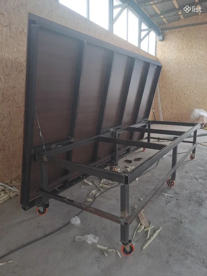Ապակի կտրելու սեղան