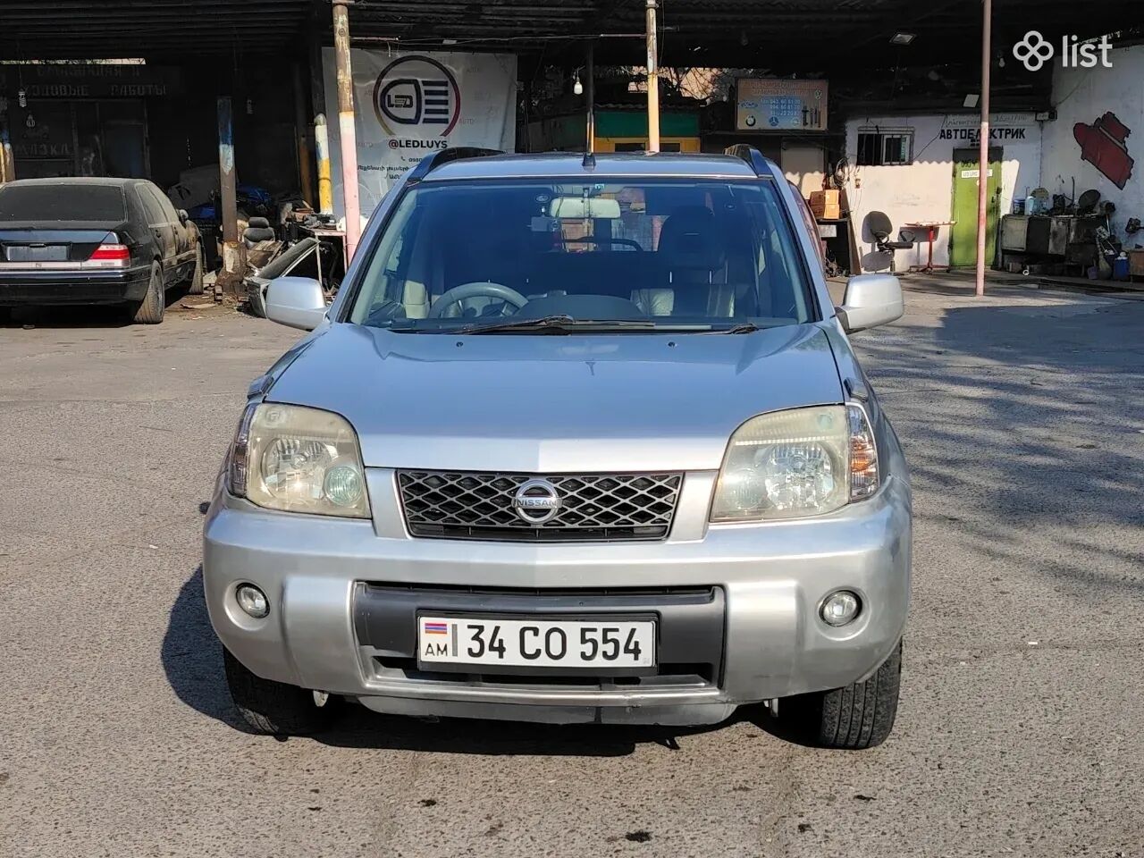 2004 Nissan X-Trail, 2.0L, gas