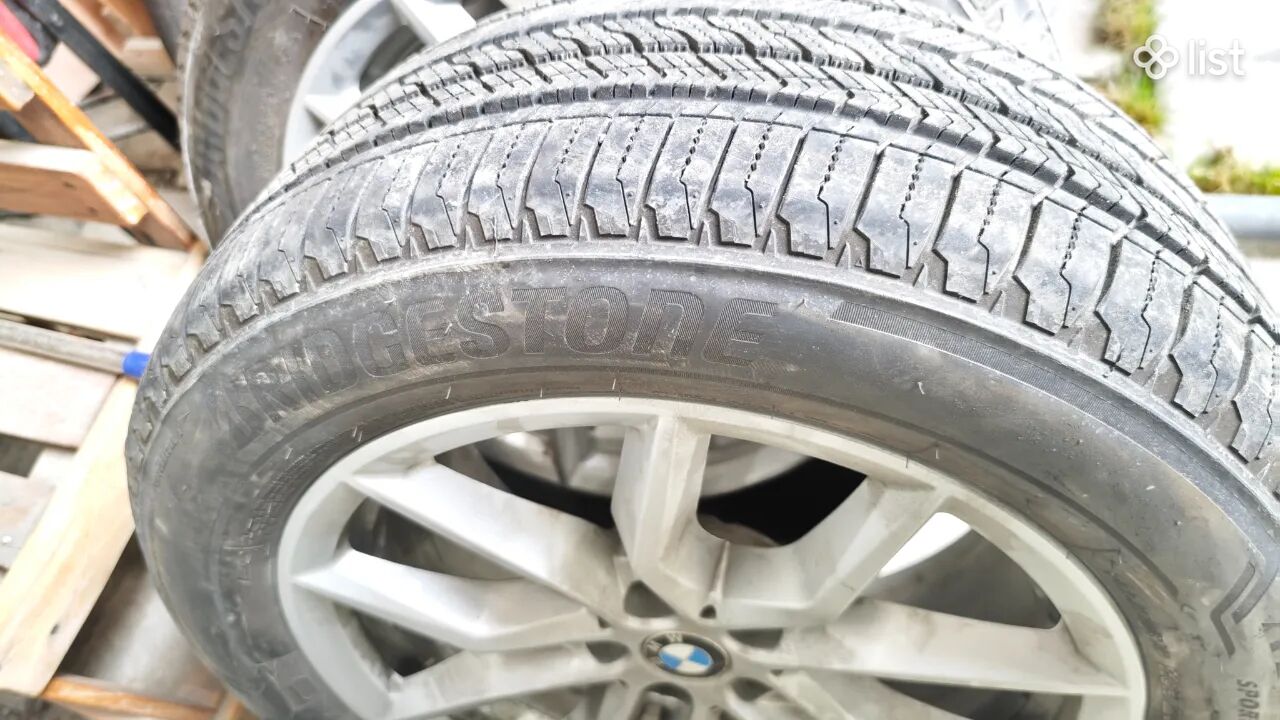 BMW 734 Syle X5/X6/X7 265/50 R19 Bridgestone