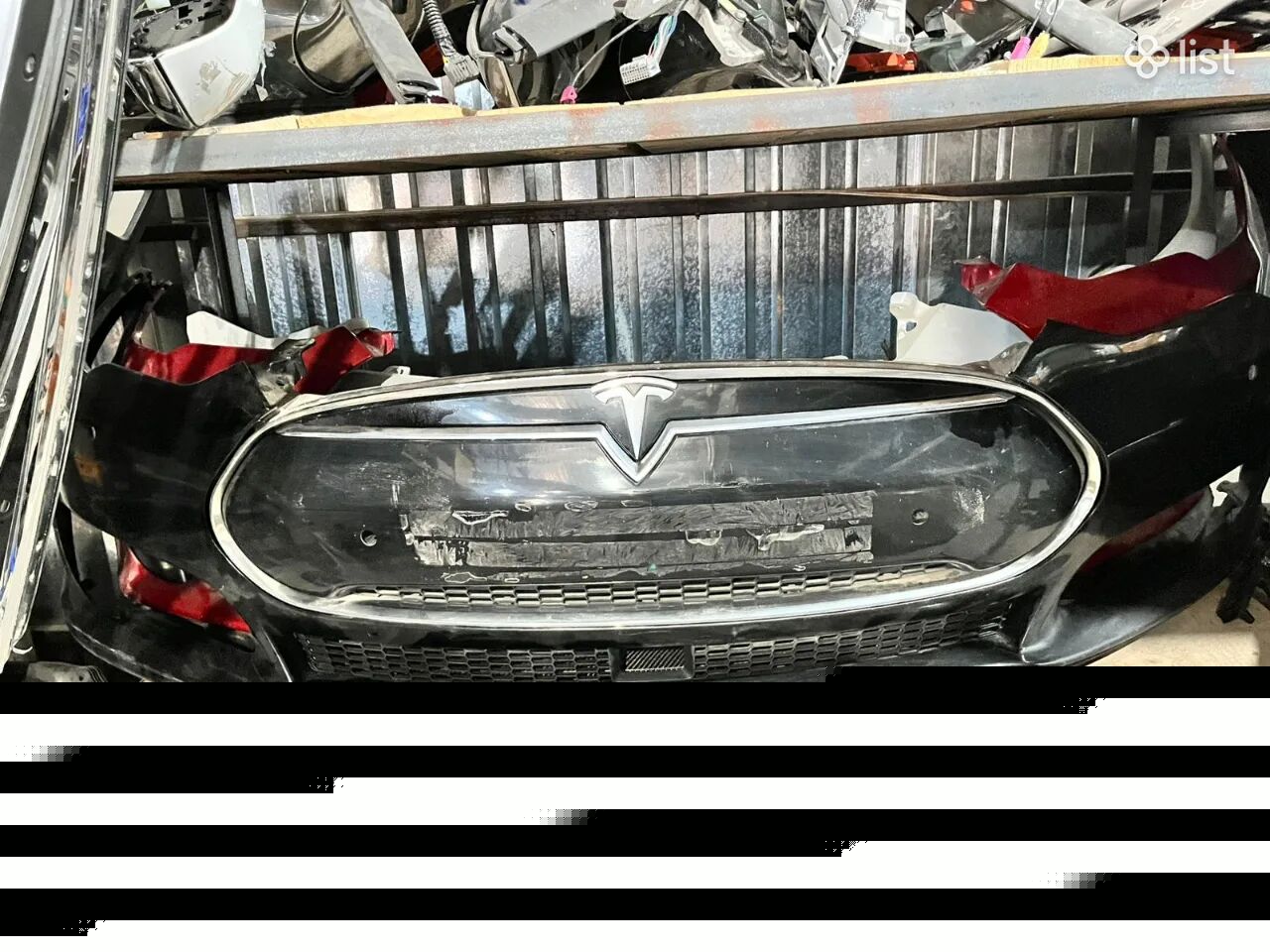 Tesla Model S դեմի շիթ