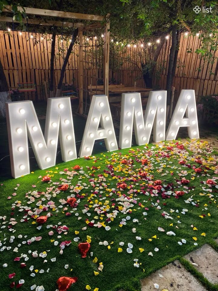 MAMA-Լուսային տառեր