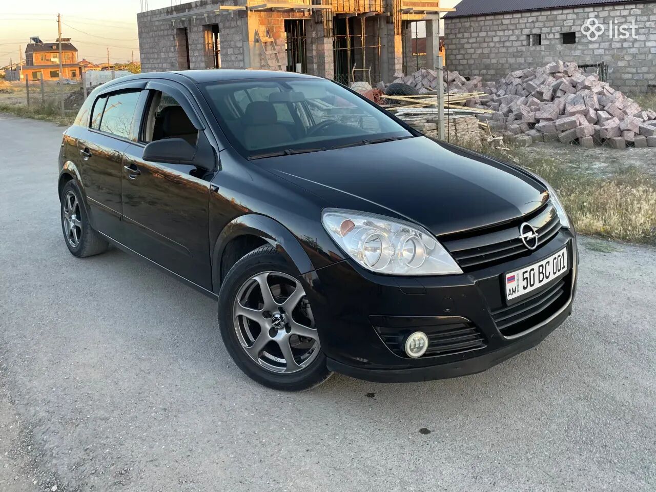 Opel Astra հետչբեք, 1.4 լ, 2004 թ., գազ, սև