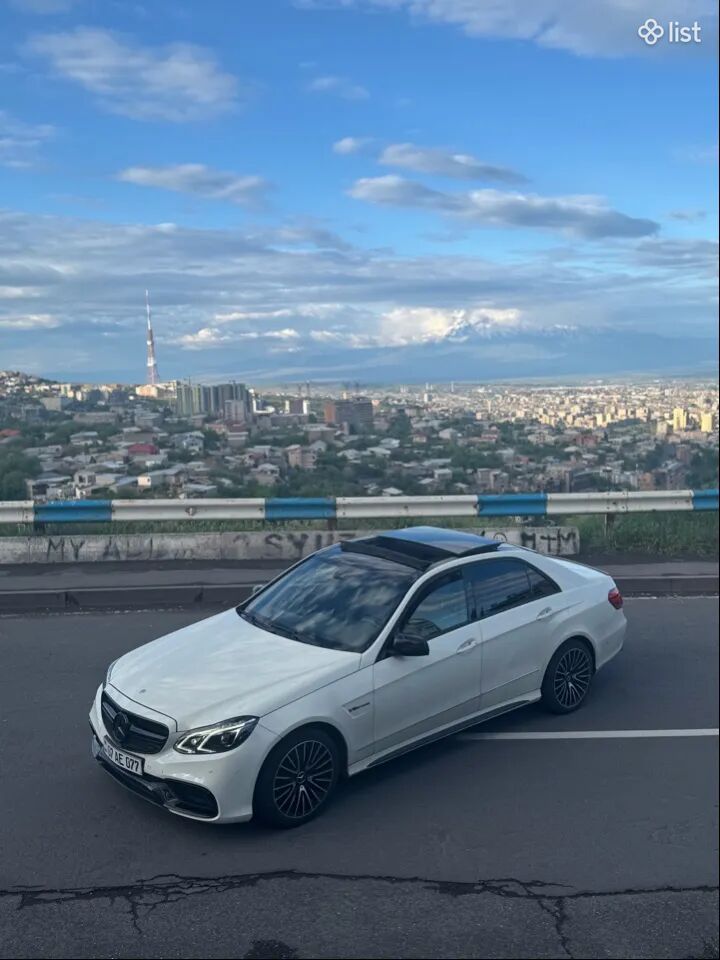 2011 Mercedes-Benz E-Class, 3.5L, gas