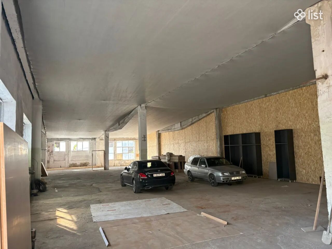 Industrial and Manufacturing on Arin Berd Street in Erebuni, 1,000 sq.m.