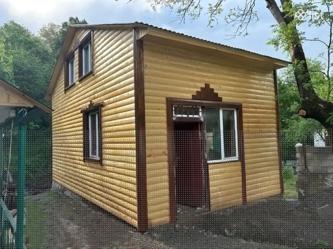 Երկու հարկանի քարե տուն 4-րդ փողոցում Վանաձորում, 68 քմ, 452 քմ հողի վրա