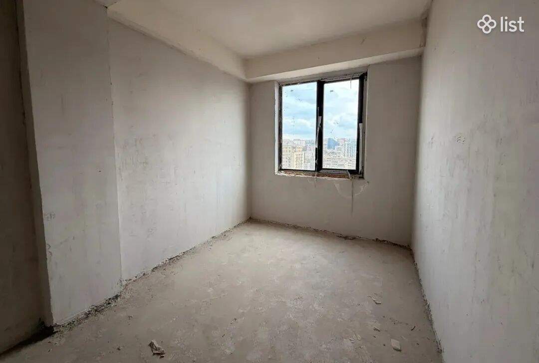 Spacious 3 room apartment in a new building on Maria Jacobsen Street in Arabkir, 154 sq.m.