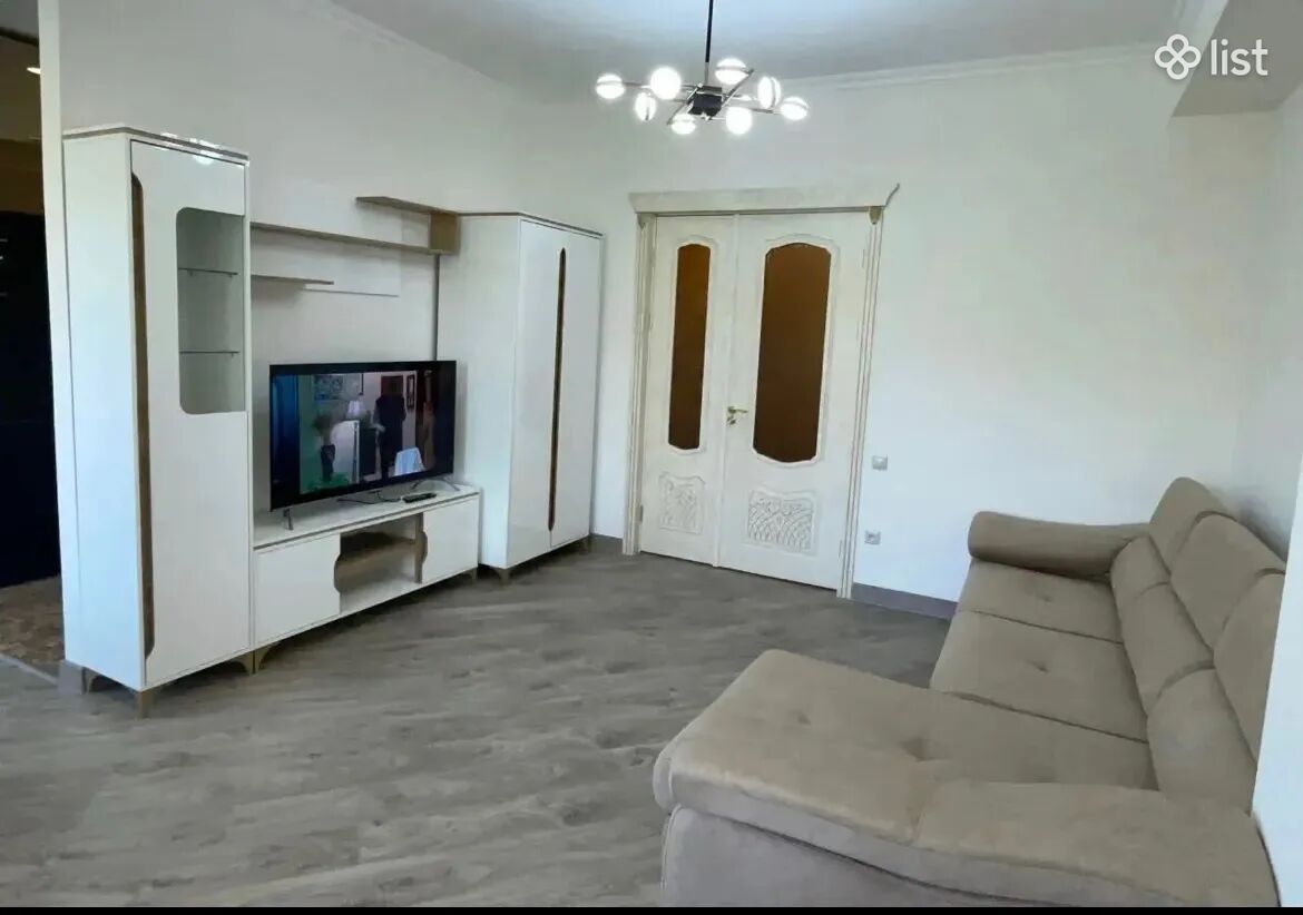 2 սենյականոց բնակարան նորակառույց շենքում Սերո Խանզադյանի փողոցում Նորք-Մարաշում, 70 քմ, 4/14 հարկ