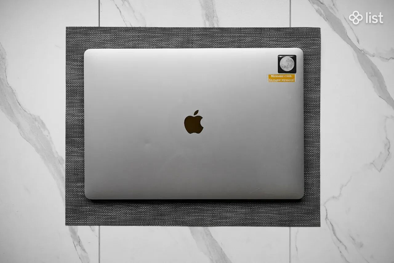 Apple MacBook, Intel Core i9, 16 GB RAM, серебряный