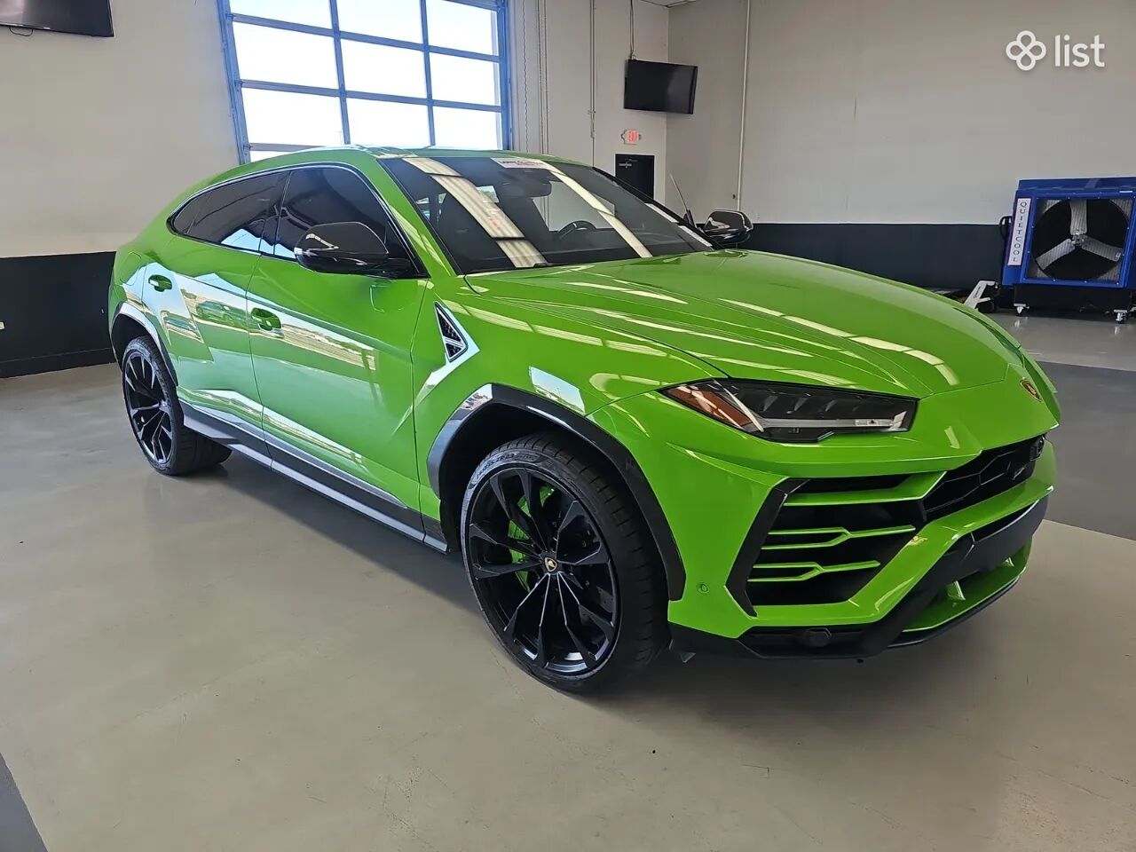 Lamborghini Urus, 4.0 լ, լիաքարշ, 2021 թ., կանաչ