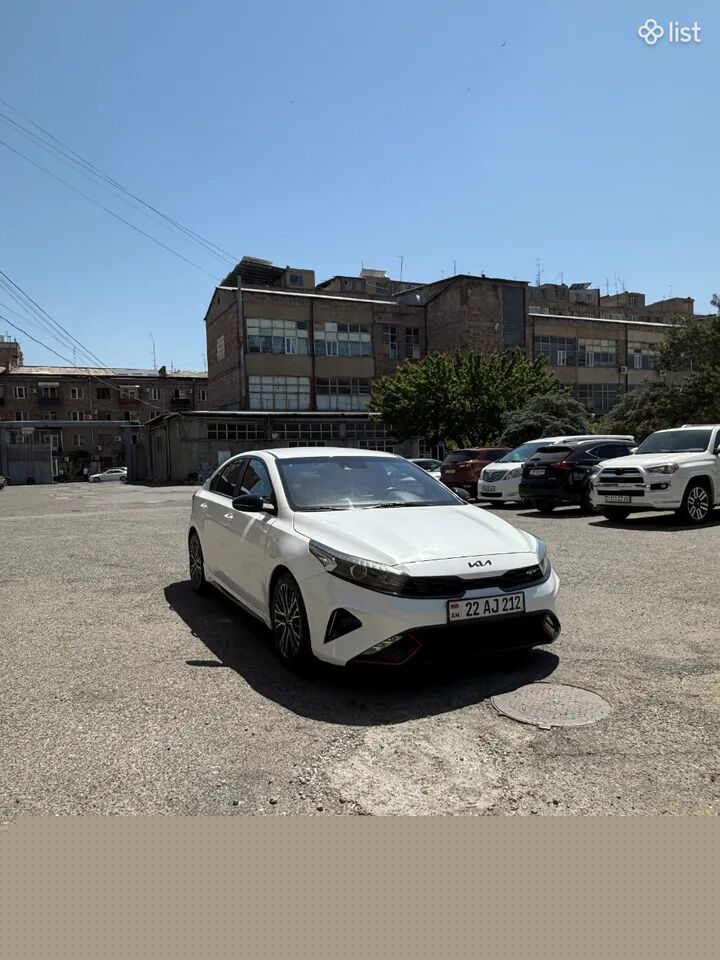 Kia Forte, 2.0 լ, 2022 թ., սպիտակ
