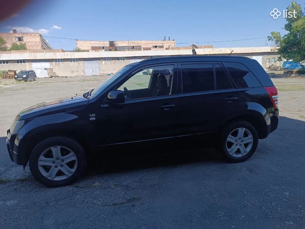 Suzuki Grand Vitara универсал, 2.7 л., полный привод, 2008 г., газ