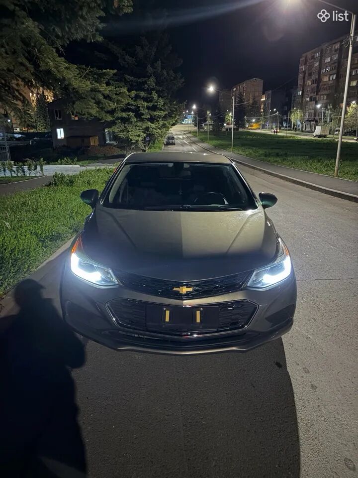 2018 Chevrolet Cruze, 1.4L, gray