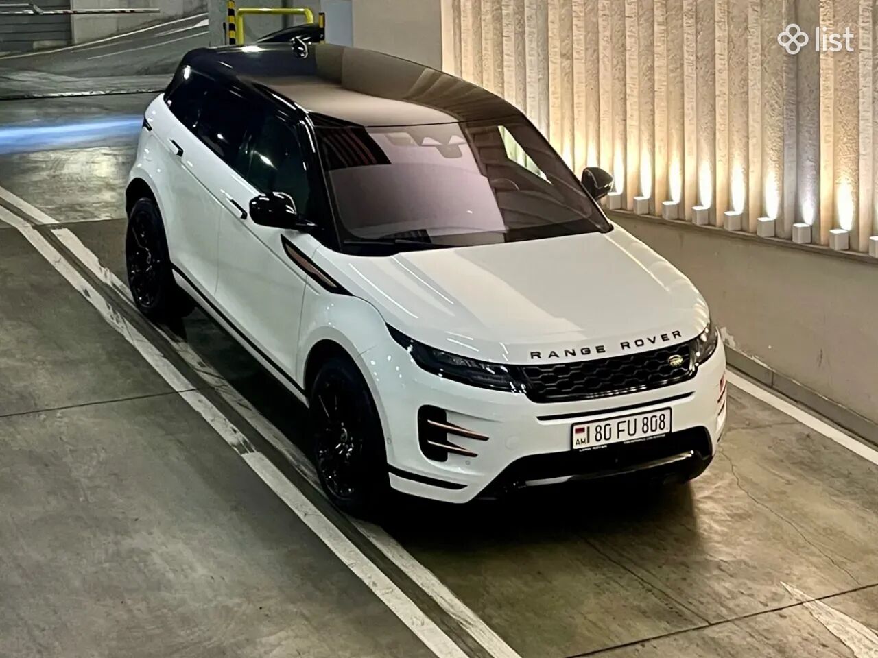 2021 Land Rover Range Rover Evoque, 2.0L, all wheel drive, white