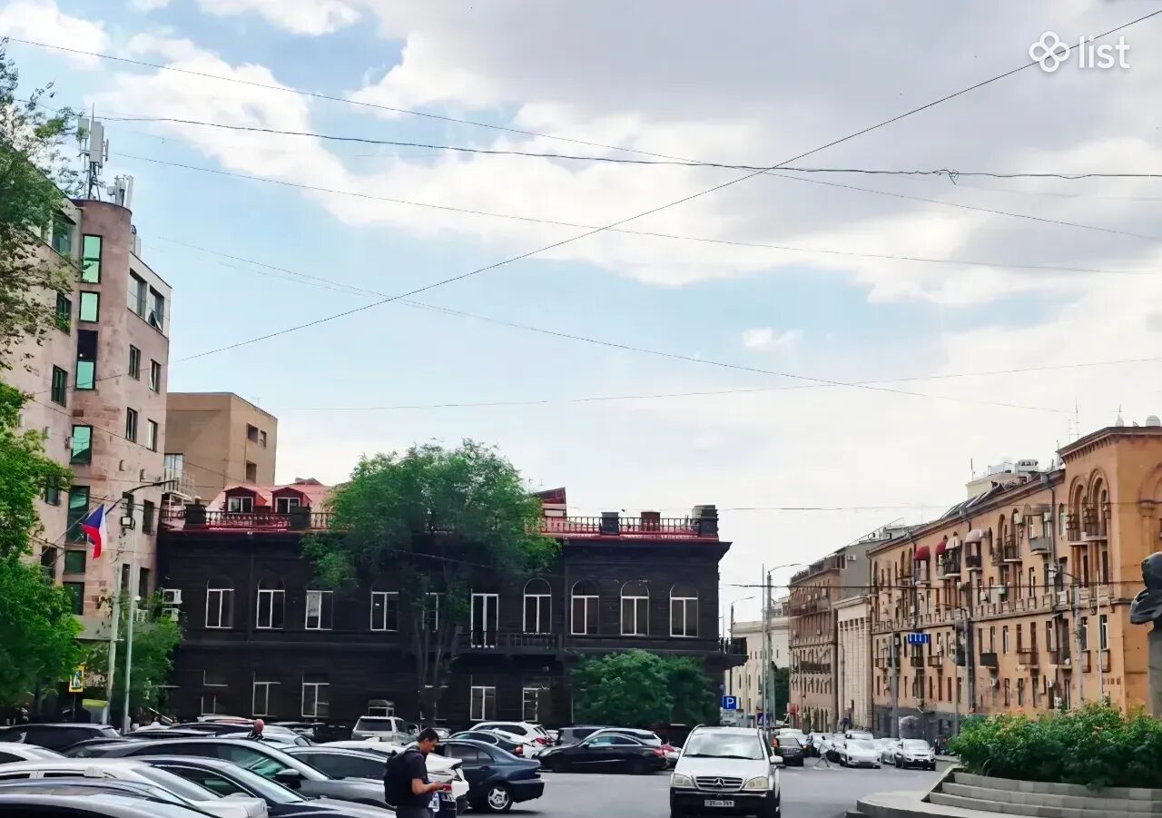1 room apartment on Nalbandyan Street in the center, 45 sq.m., 3/10 floor