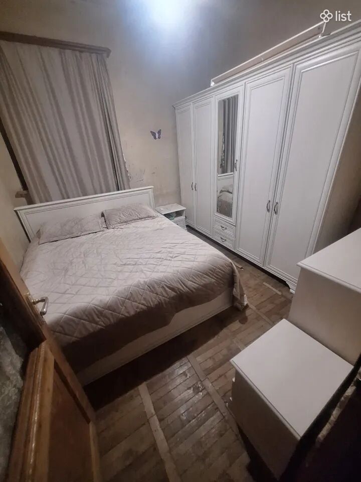 Երկու հարկանի քարե տուն, Փարաքար գյուղ Փարաքարում, 120 քմ, 160 քմ հողի վրա, 2 սանհանգույց