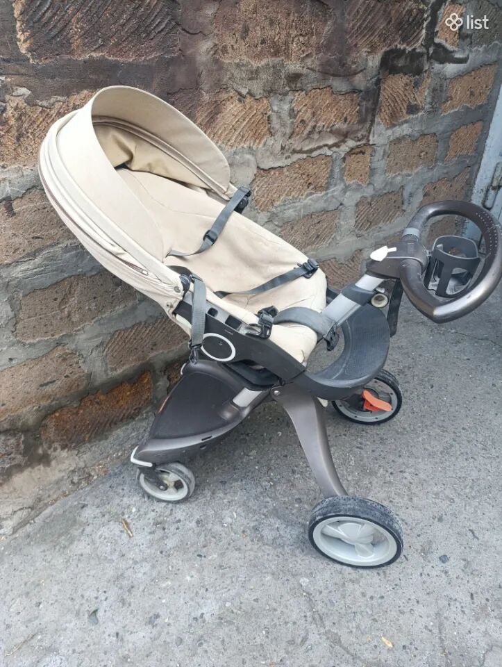 Детская коляска stokke