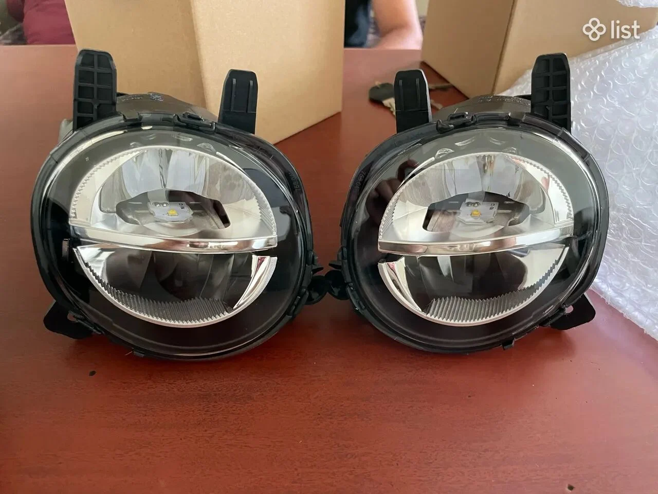 Հալոգեն տումանիկ Led աջ, ձախ Bmw F30, F32, F36 մեքենաների համար լրիվ նոր, противотуманная фара