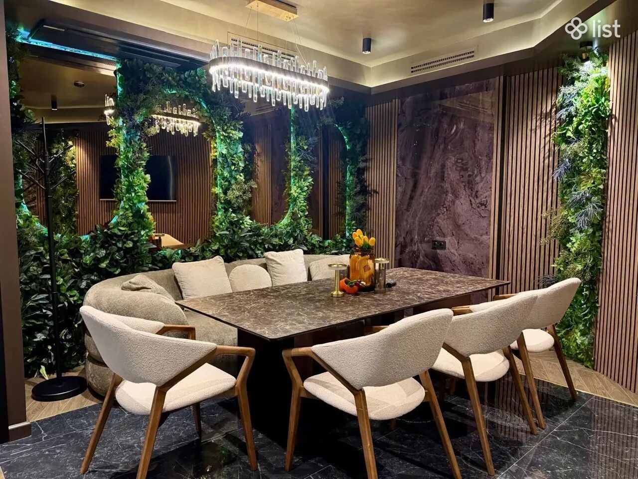 Restaurant on Pushkin Street in the center, 110 sq.m.