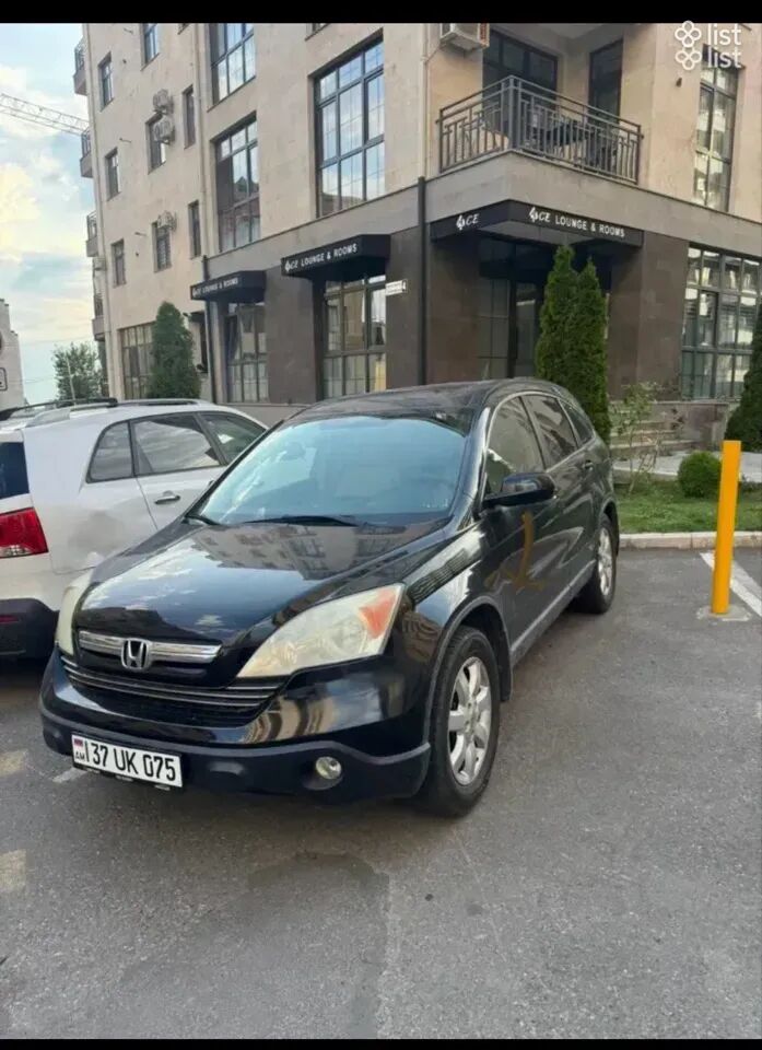 2009 Honda CR-V, 2.4L, all wheel drive, gas