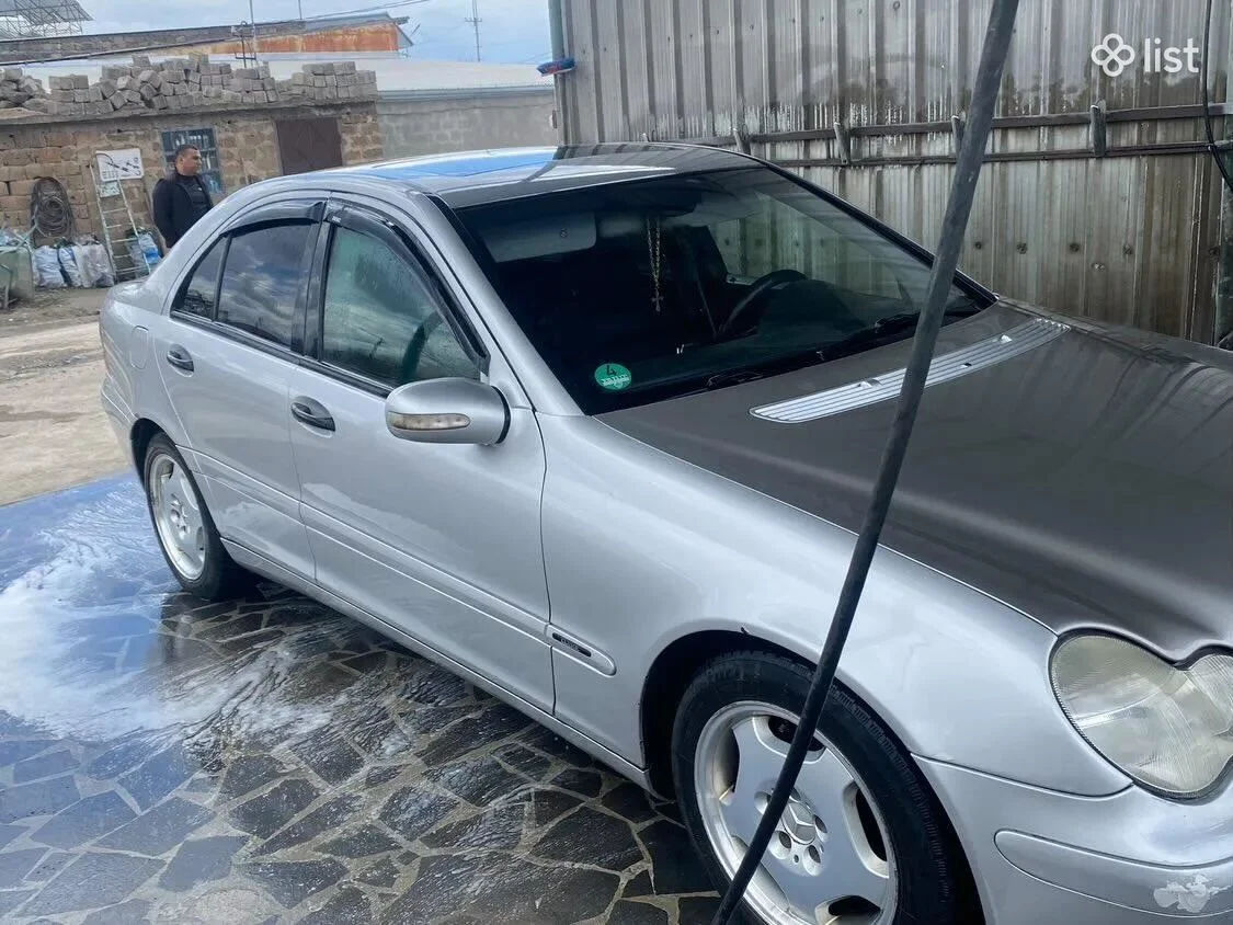 2000 Mercedes-Benz C-Class, 1.8L, gas, silver