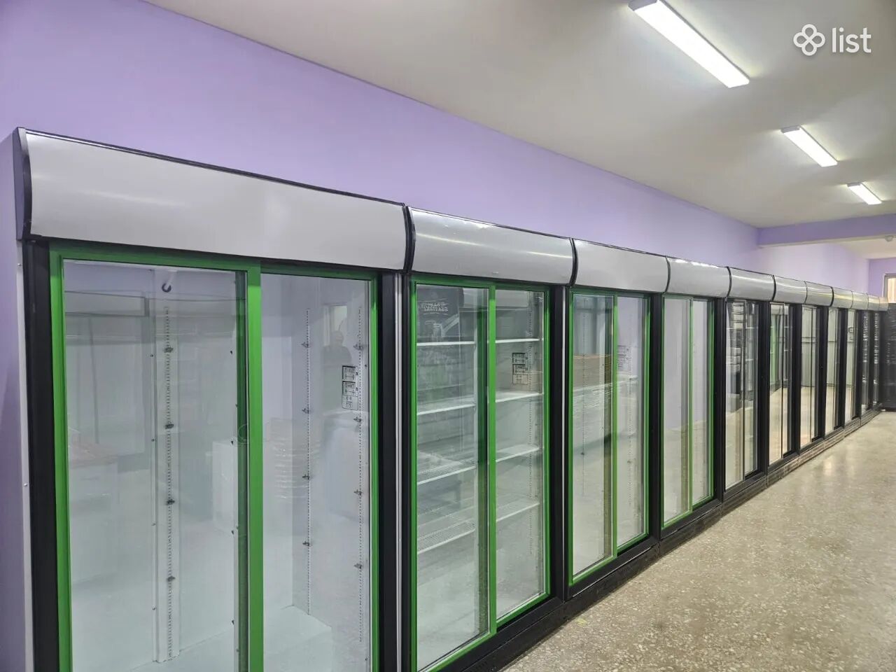 Երկփեղկ ջրեղենի սառնարան