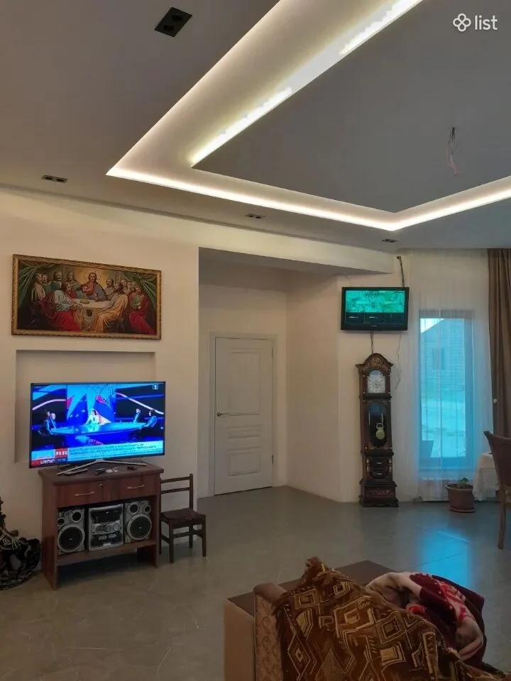 Երկու հարկանի քարե տուն Նոր Խարբերդում, 210 քմ, 750 քմ հողի վրա, 2 սանհանգույց