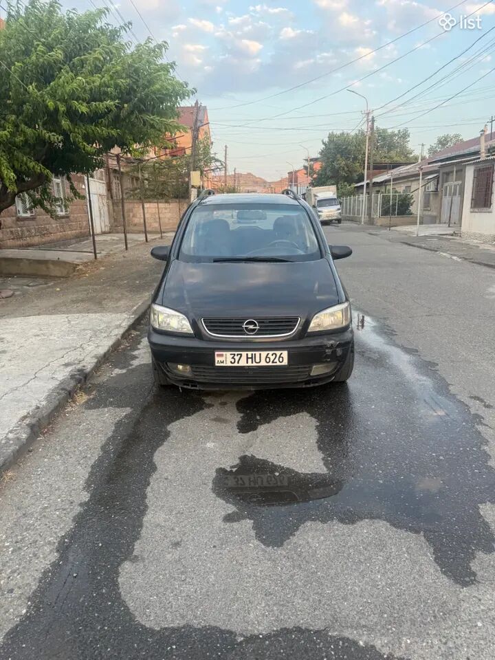 Opel Zafira, 1.8 լ, 1999 թ., գազ, սև
