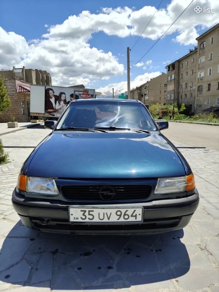 Opel Astra հետչբեք, 1.6 լ, 1994 թ., գազ