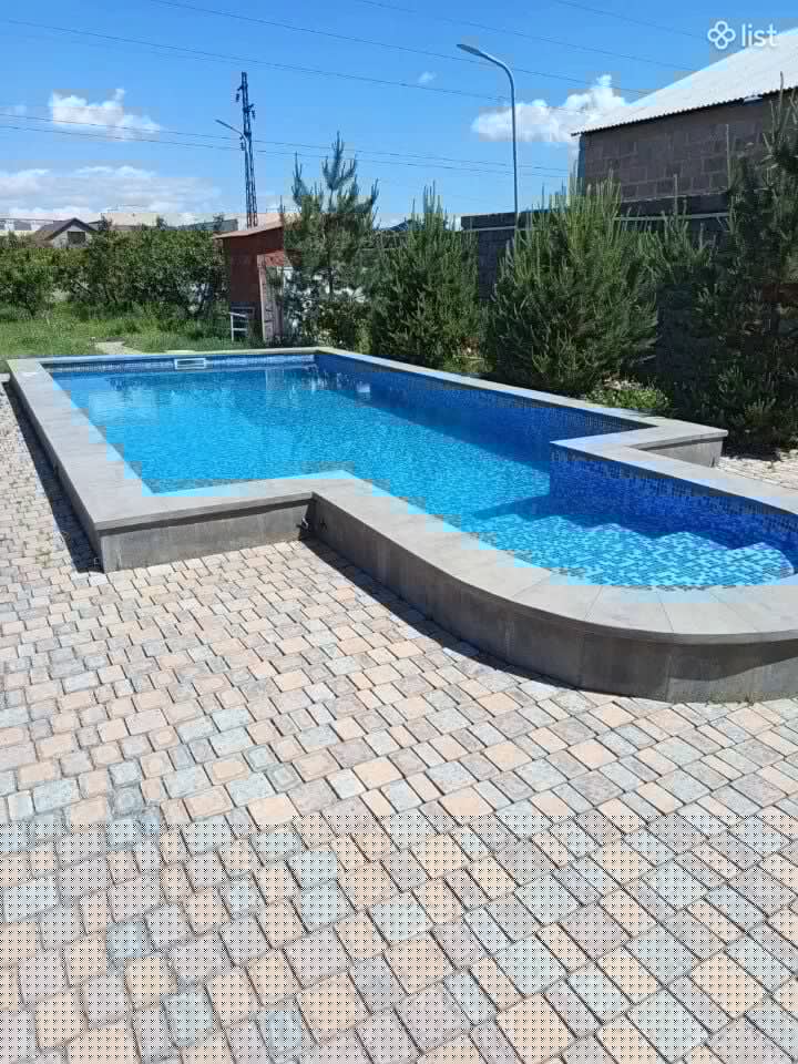 Մեկ հարկանի քարե տուն Առինջում, 1,300 քմ, 1300 քմ հողի վրա