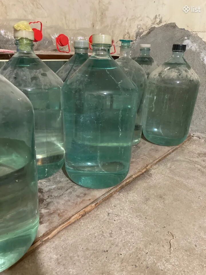 Խաղողի տնական օղի