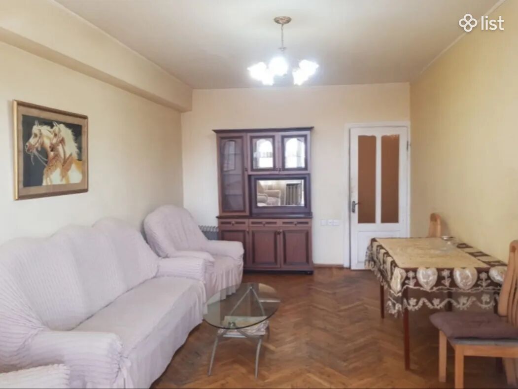 2 room apartment on Vardanants Street in the center, 61 sq.m., high ceilings, stone building