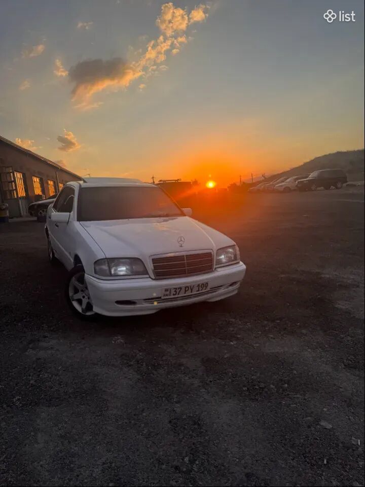 1997 Mercedes-Benz C-Class, 1.8L, gas