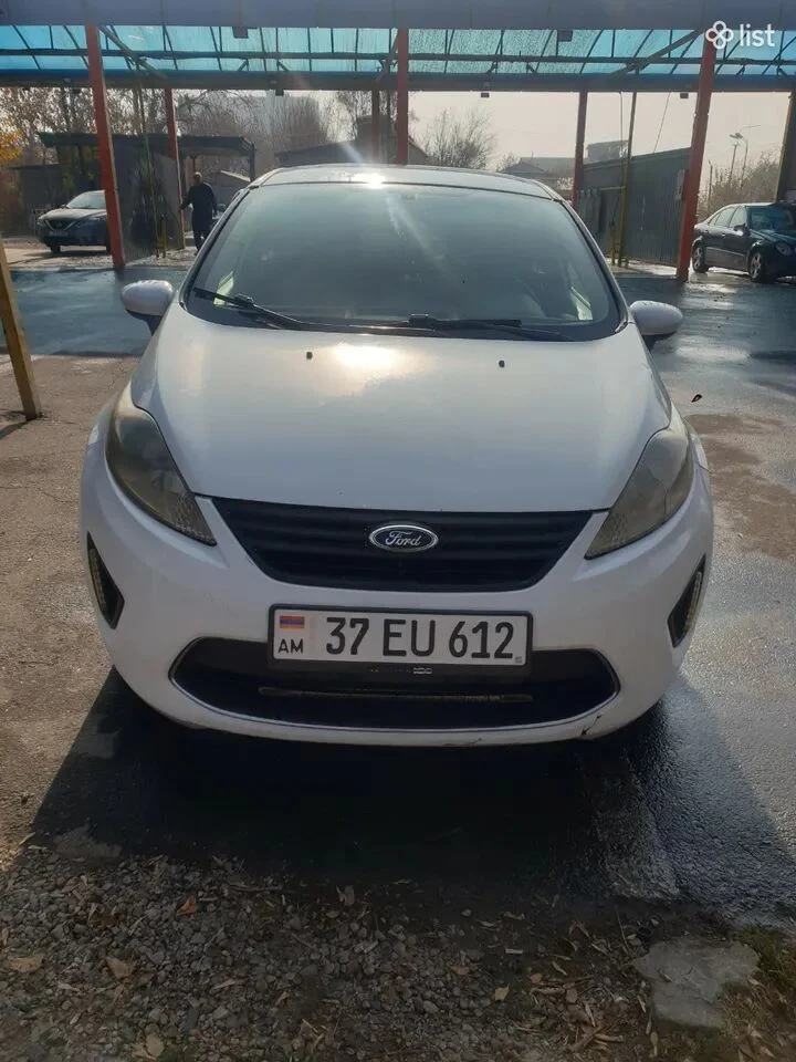 Ford Fiesta, 1.6 լ, 2011 թ., գազ