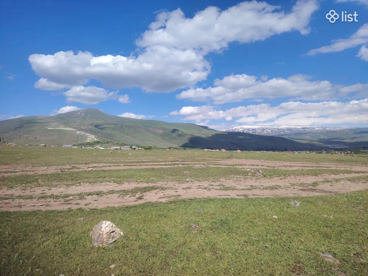Հողատարածք բնակելի շինությունների համար 6-րդ փողոցի 2-րդ նրբանցքում Կոտայքում, 2,000 քմ