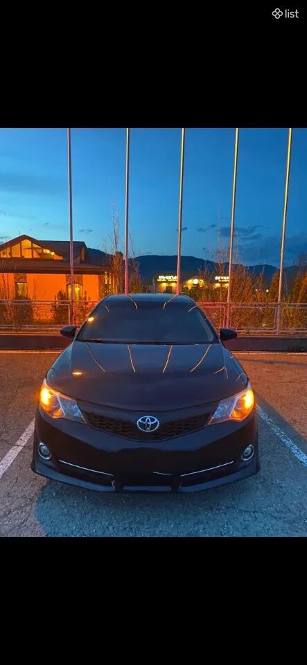 2012 Toyota Camry, 2.5L, gas