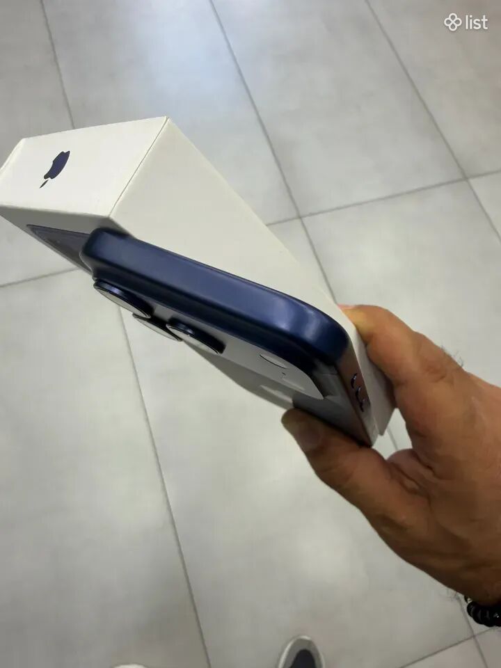 Apple iPhone 17 Pro, 256 GB, blue