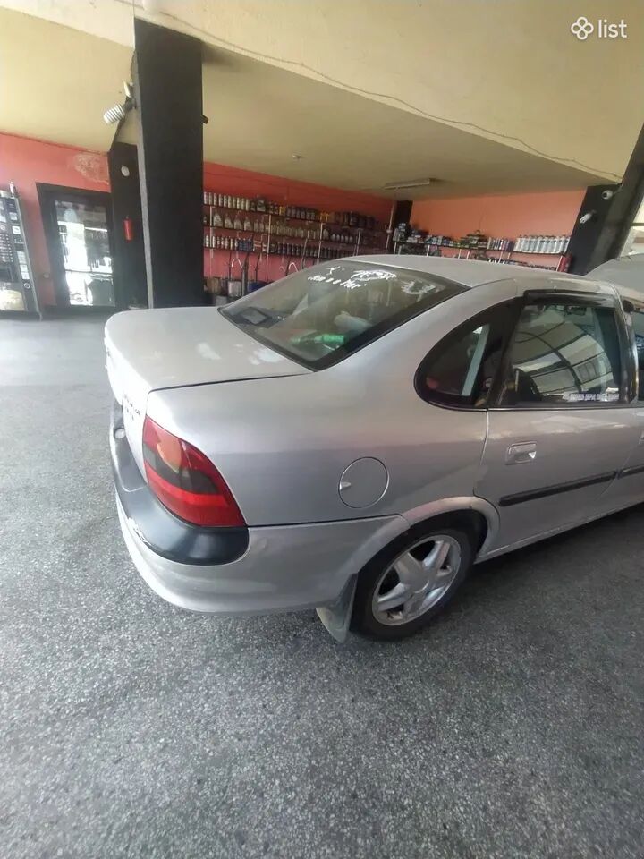 1998 Opel Vectra, 1.8L, gas, gray