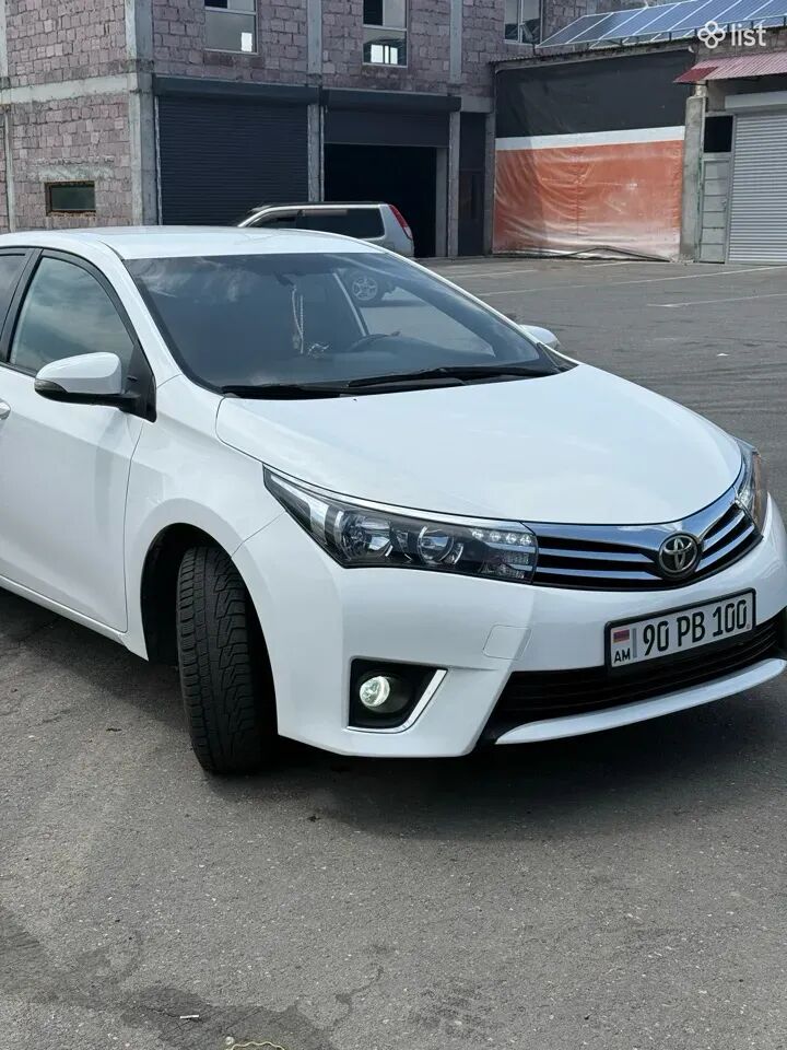 2016 Toyota Corolla, 1.6L, gas