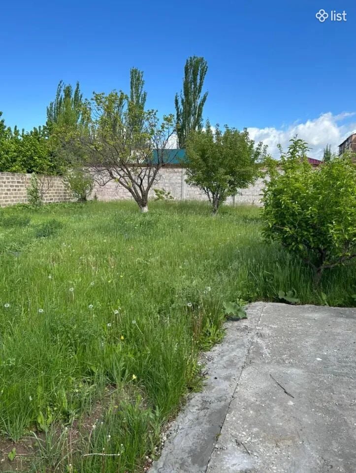 Հողատարածք բնակելի շինությունների համար 1-ին փողոցում Նոր Արտամետում, 500 քմ