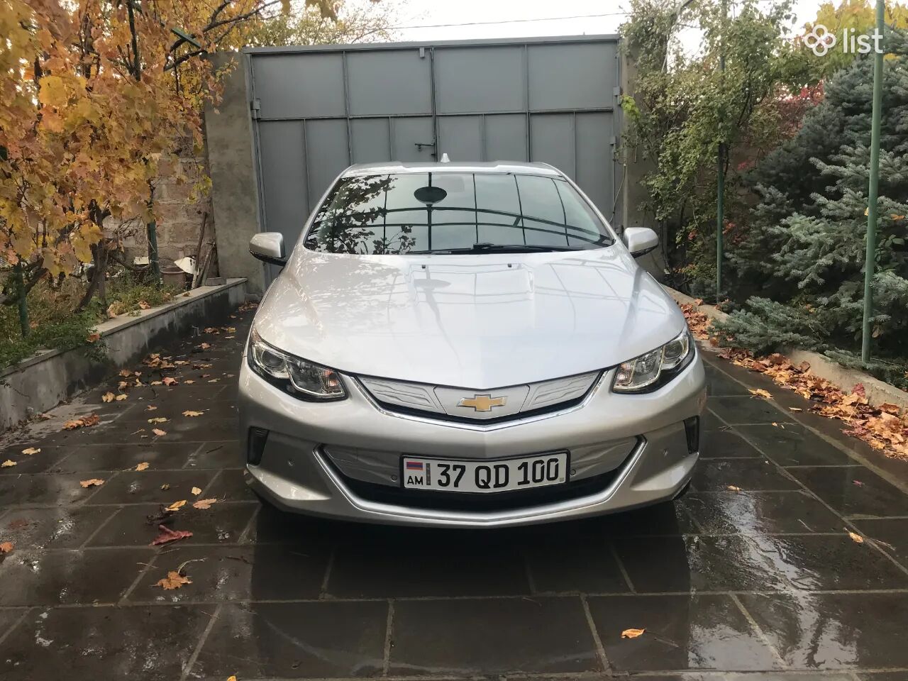 Chevrolet Volt հետչբեք, 1.5 լ, հիբրիդ, 2016 թ., արծաթագույն