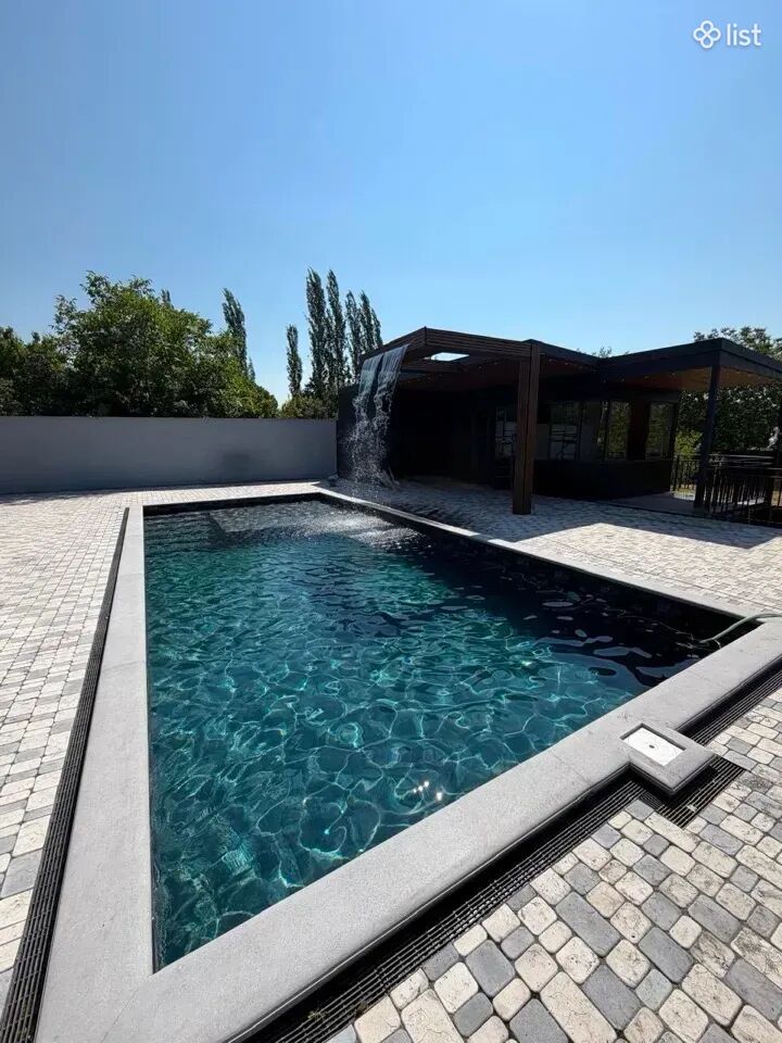 Private House on 10th Street in Bazmaghbyur, 1,600 sq.m.