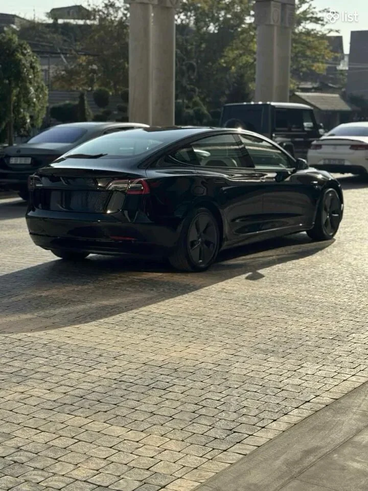 2023 Tesla Model 3 hatchback, electric