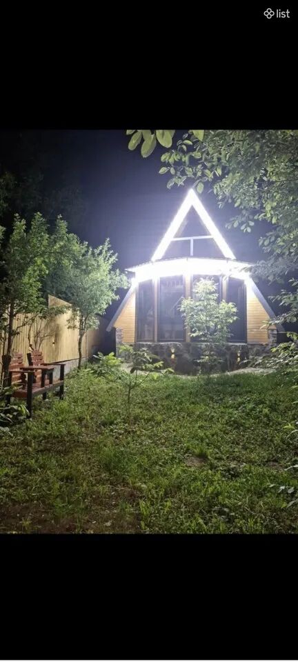 Երկու հարկանի տուն 9-րդ փողոցում Դիլիջանում, 50 քմ, 1000 քմ հողի վրա