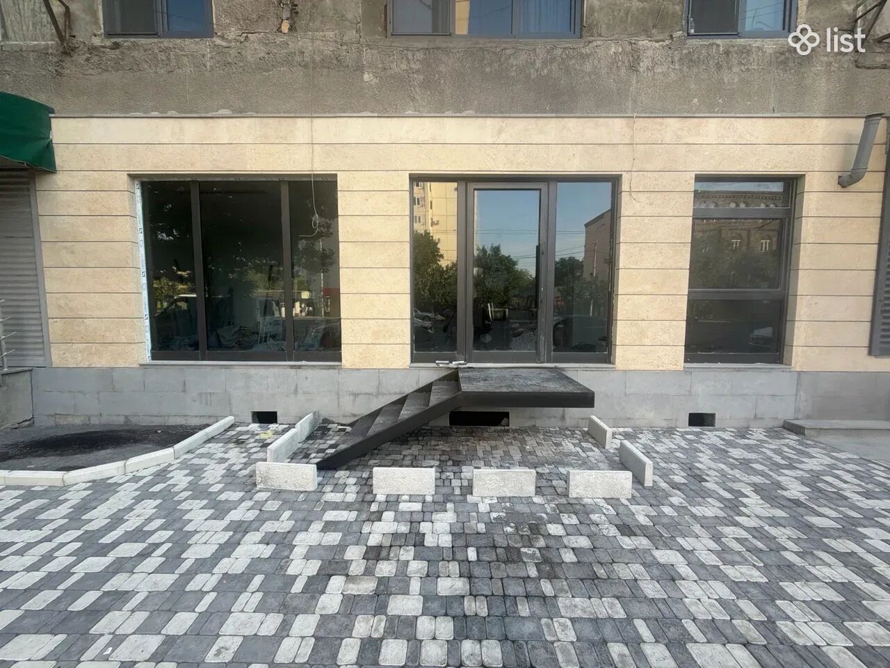 Multifunctional Space on Bagratunyats Street in Shengavit, 65 sq.m.